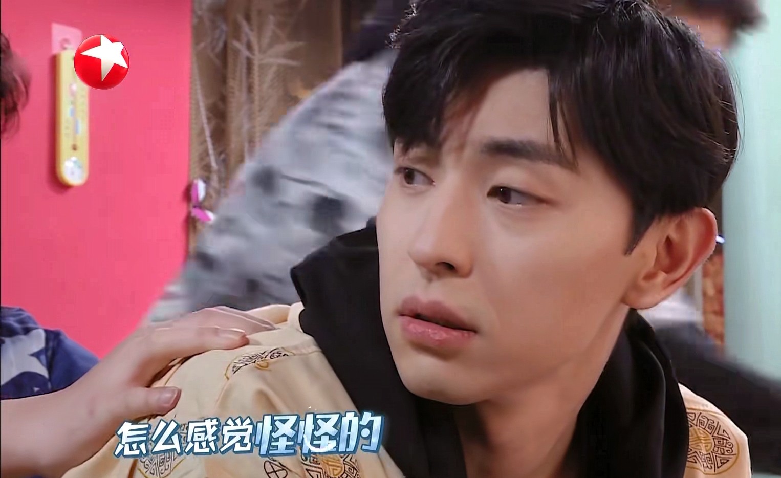 岳云鹏不认识张钧甯？惨遭老婆公开吐槽，情商