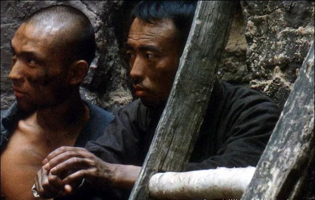 吸取《金刚川》“教训”，张艺谋拍抗美援朝，找准了两个“命门”