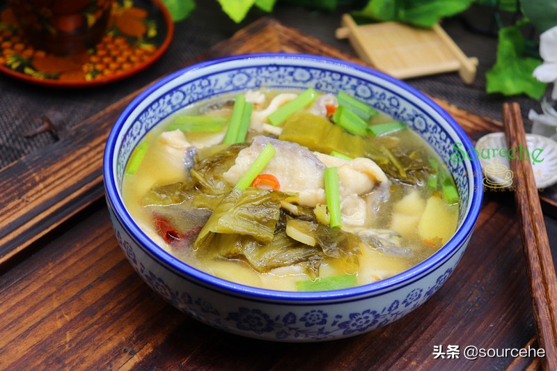 立冬之後就饞這一鍋，酸辣脆爽，連湯汁都好喝，熱乎乎很暖胃