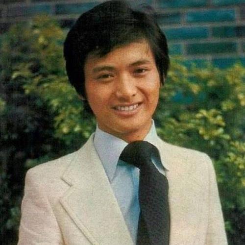 周潤發的四段感情:插足、自殺、閃婚、適合自己的才能白頭偕老 - 資訊咖