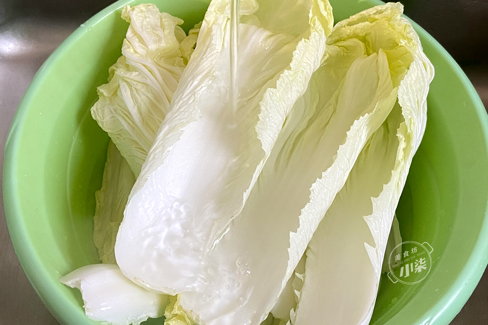 冬天，白菜最好吃的做法，簡單一做，鮮美爽口，好吃到湯汁也不剩