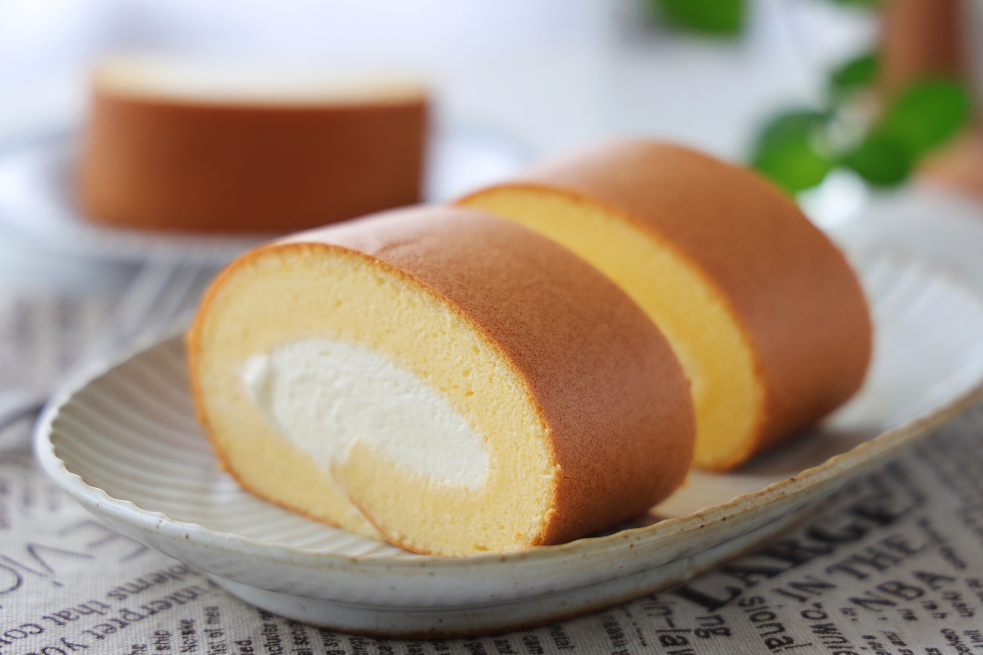 完美的蛋糕卷做法，綿軟細膩不開裂，比甜品店的更加美味又健康