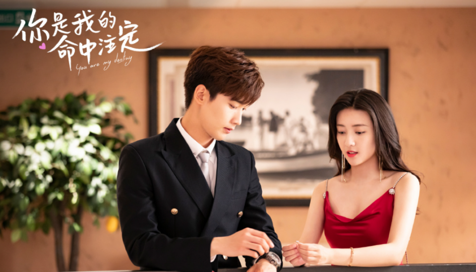 20岁合作张国荣，26岁拿影后，46岁才出圈，正午