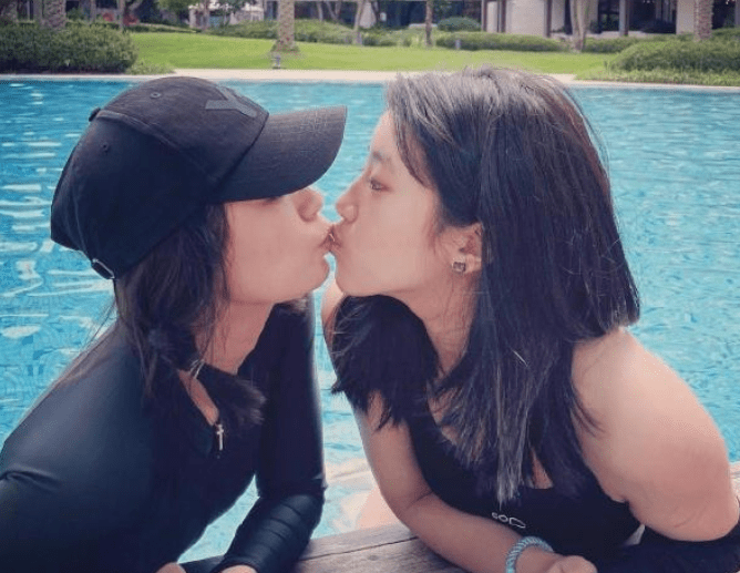 贾静雯大女儿遭陌生人威胁！言语粗俗不堪入目，目前已报警处理