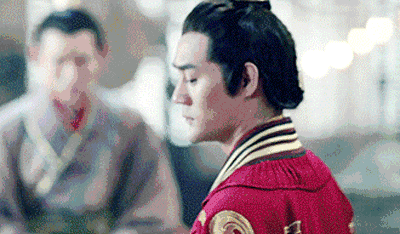 《清平乐》《猎狐》一番霸屏，但王凯离顶级演