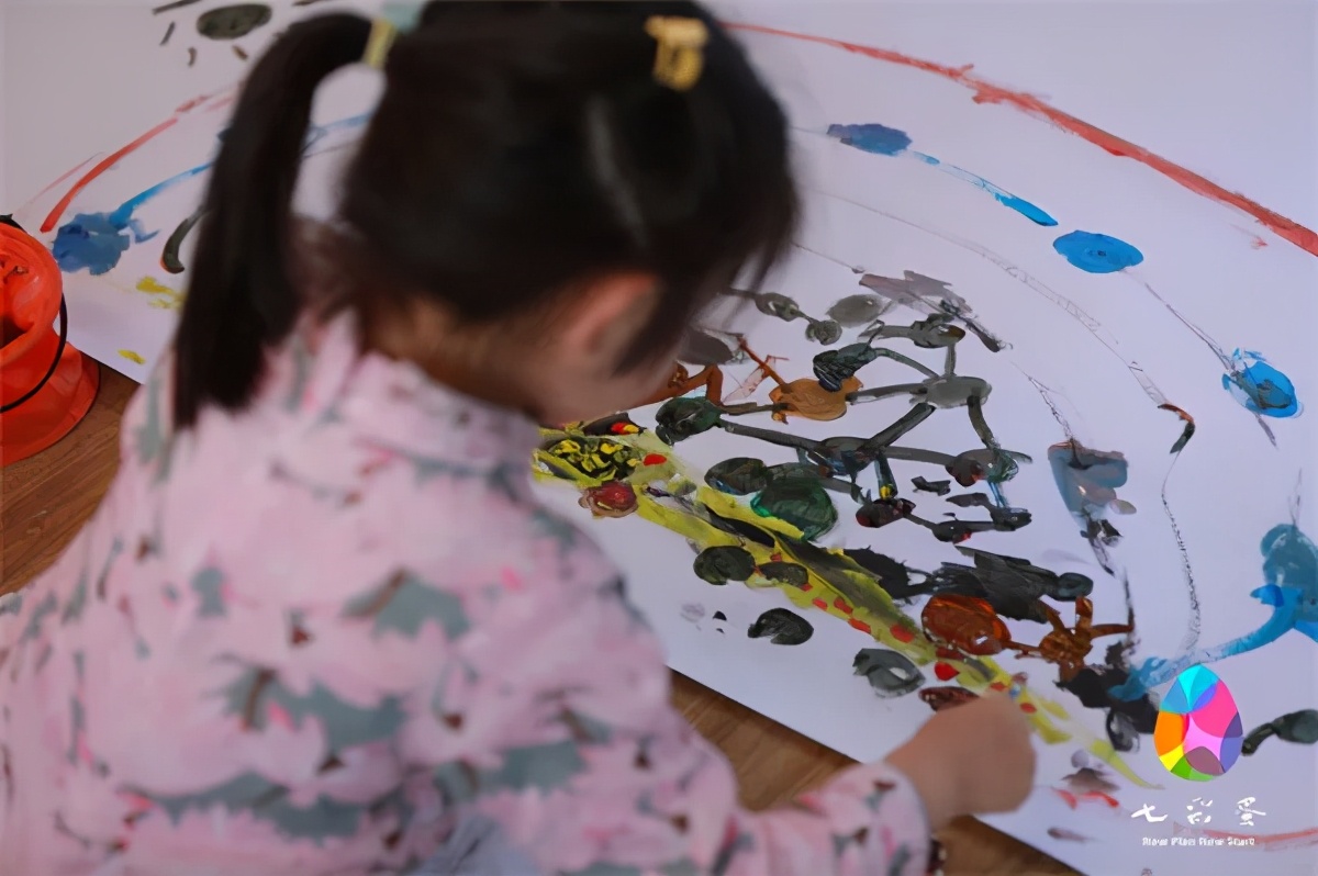 七彩蛋，一场儿童艺术公益“破壳”之旅