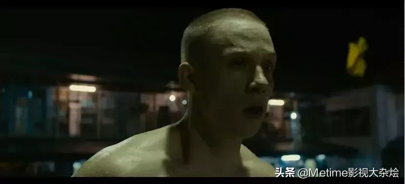 《炼狱信使》集合了很多刺激元素,每一秒都是赤裸裸的视觉冲击