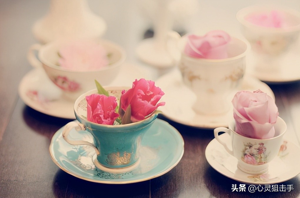 珍惜眼前人活在当下的句子：人生没有如果，只有后果和结果图片