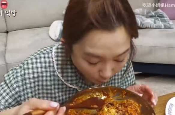 The direct seeding after Han Wanggong Hamzy nods assist disgrace China character to talk apologizes, whole journey is dull hold back laugh is enigmatic