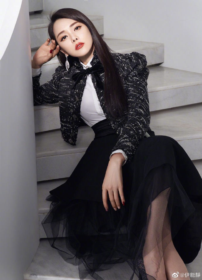 Huang Yi speaks marry to the bridal sedan chair on Qin Hao right " woman " ! Yi Nengjing fire, the person of write for a magazine wants how wind up