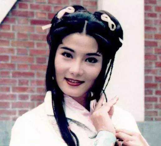 整容失败的10位明星，谁堪称“阴影”之最？