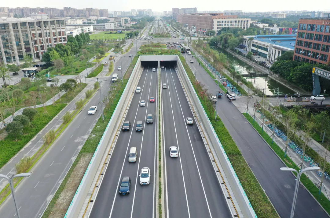 航拍美图带你走羊西线实测犀浦立交到羊犀立交仅需7分钟
