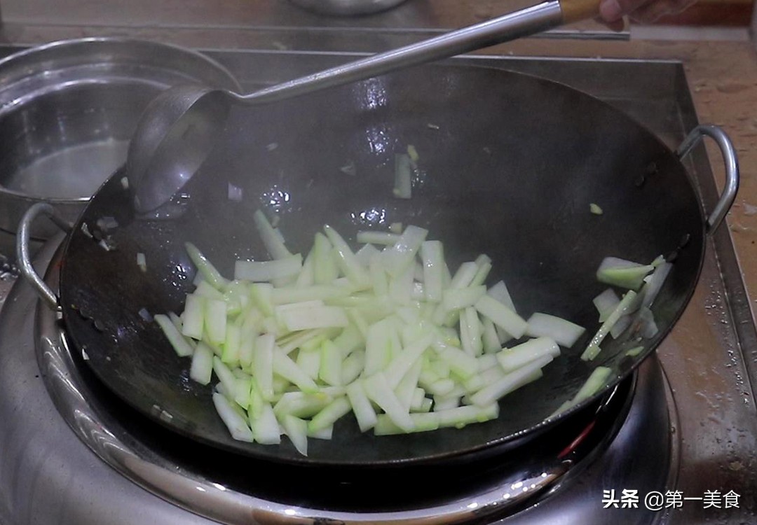 图片[6]-【虾米炒冬瓜】做法步骤图 鲜香入味 做一盘不够吃-起舞食谱网