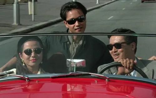 香港美人钟楚红引热议：奚梦瑶醒醒，这才是&ldquo;嫁恋爱不嫁朱门&rdquo;!