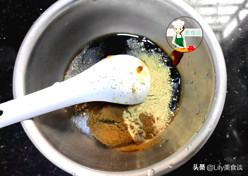 冬天蒸小籠包，掌握好這2點，個個皮軟餡香，蒸一鍋不夠吃，真香