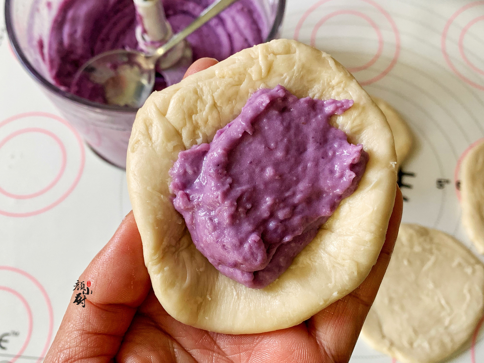 自從學會做這個，我家隔三差五做一次，香甜酥脆，比麵包好吃多了