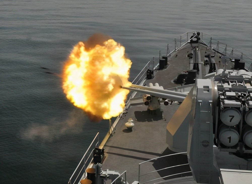 台海“太极拳”开始，美方代表刚刚抵台，禁航区立即公布，解放军大规模军演打响