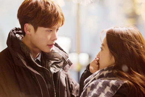 Park Shin Hye Enters the “Hell Gate” of “The Heirs”