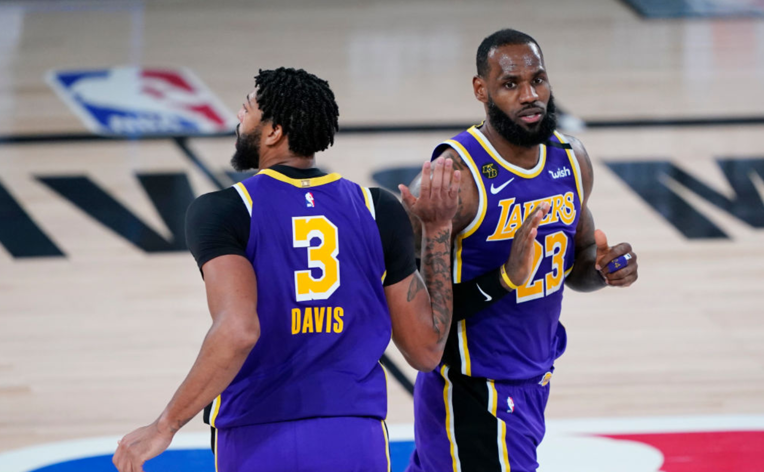 一眉哥制勝三分+鎖死Butler，FMVP的懸念劇增，詹姆斯真不一定穩了！（影）-黑特籃球-NBA新聞影音圖片分享社區