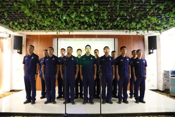 赣州市赣县区消防救援大队联合区发改委开展主题党日活动