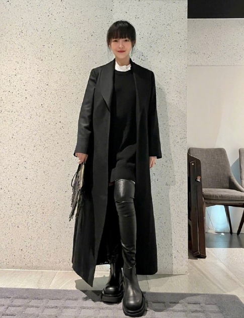 汪小菲曬兒女近照，玥兒性格活潑似小男生，希箖露正臉超像爸爸