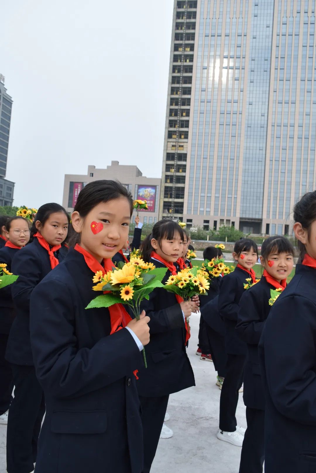 信阳高新区实验中学怎么样?田径运动会(图15)