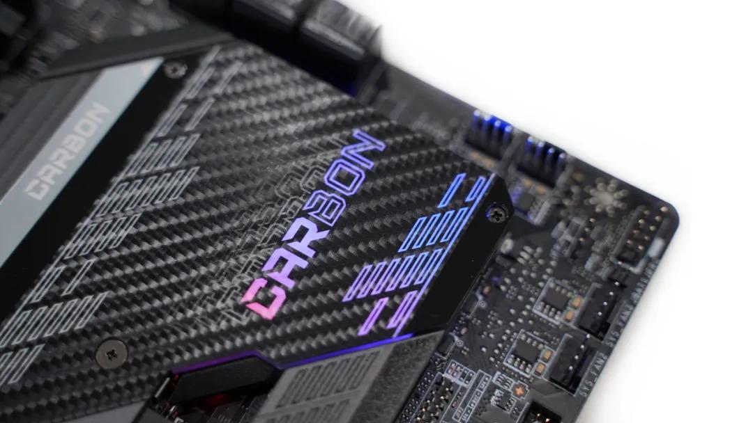 MPG Z590 GAMING CARBON WIFI暗黑板