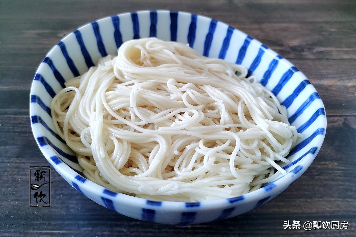 懶人快手面，早餐來一碗，5分鐘出鍋，鮮美飽足，比去外面吃強