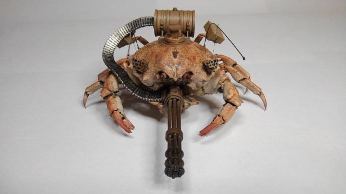 前有手工大佬用蟹壳拼机器人，今有日本网友用螃蟹设计坦克