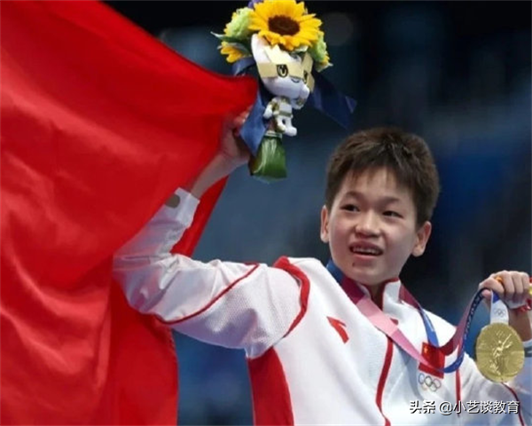 奥运冠军全红婵签名曝光，一笔一划可爱至极，引无数网友称赞