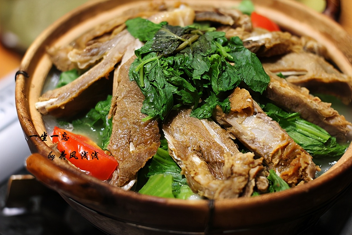 Check out the special cuisines of various cities in Yunnan, there must be something you haven't eaten