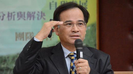 台醫師反美豬或遭法辦，前綠營縣長痛批：民進黨大開民主倒車