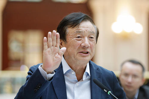 任正非痛下决心，华为重磅出击，宣布对苹果、高通等收5G专利费