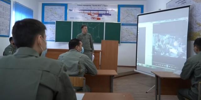 �й���ܲ�����������˹̹�ߵ����������˻���ʵս����������Ĵָ