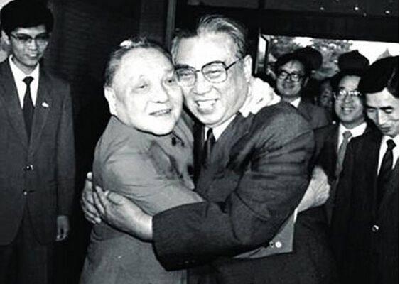 四川山区的一个农民，为什么让邓小平、金日成苦苦寻找33年？