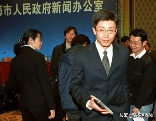 骗取12亿研发资金，导致我国芯片停滞15年，民族