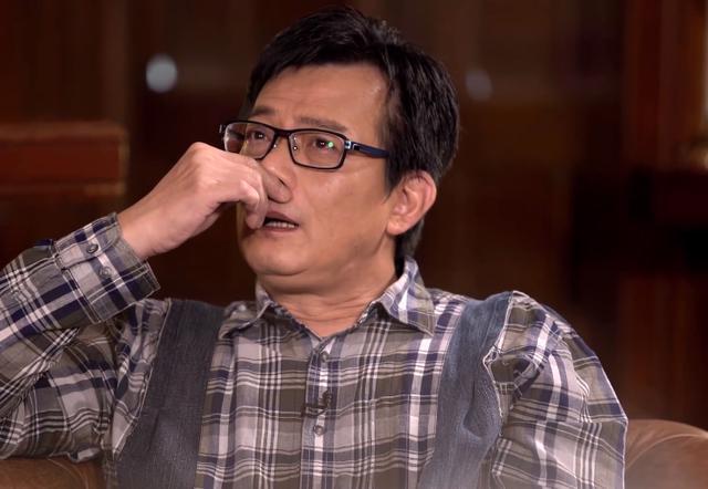 胡杏兒丈夫曬與黃日華合影，黃日華笑容滿面疑走出喪妻之痛