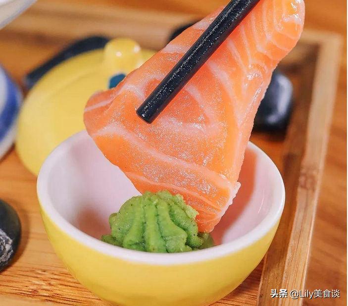 芥末究竟是用什麼做的？ 黃、青、綠芥末都有何區別？ 看完長見識了