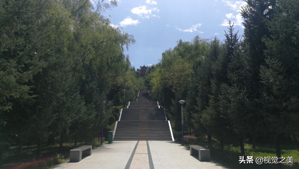 定位平凉南山公园，感受秋意浓浓