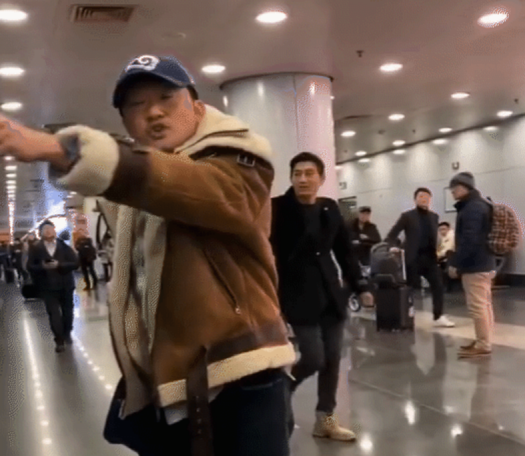 央视大批‘代拍’乱象，曝光完整产业链，吴京胡歌等受其害