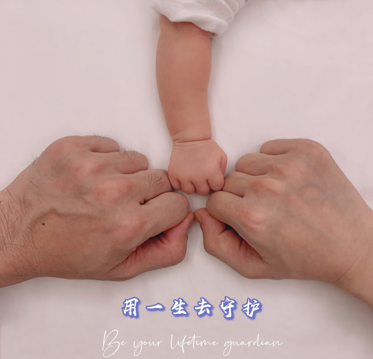 林峯官宣当爹，与张馨月共晒孕肚cos写真，恩爱又诙谐