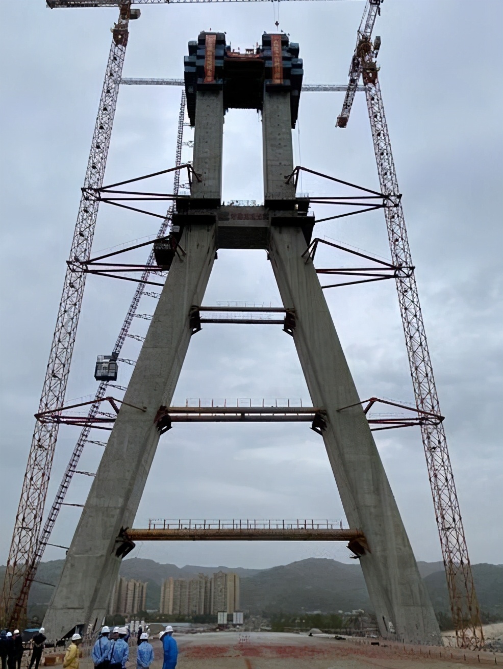 四川建一座大桥，创下成都同类桥梁两项之最，还成金堂地标性桥梁