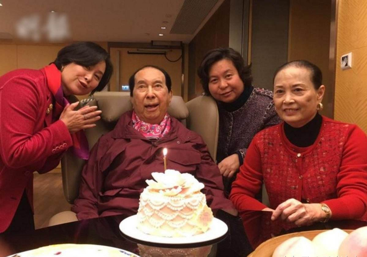 赌王的9大秘闻你知道多少？本人不爱赌，何鸿燊