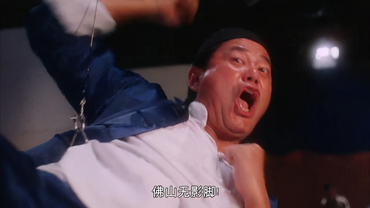 当年王晶为讽刺电影市场，拍了一部港片，把电