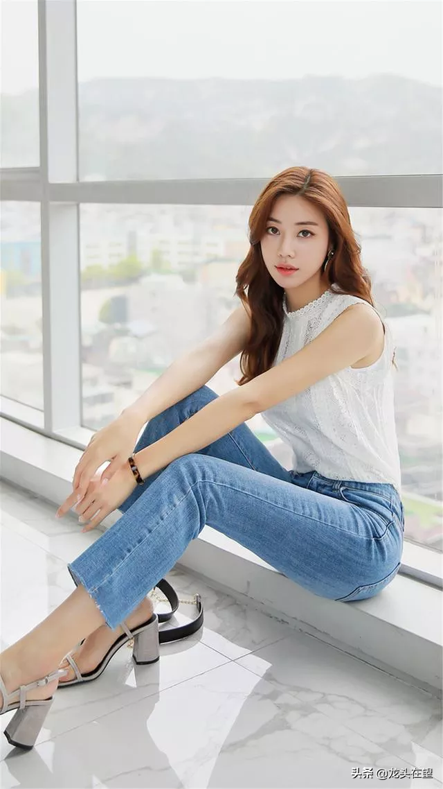 Korean clothing model Wang Yuri, a beautiful girl who looks good - iNEWS