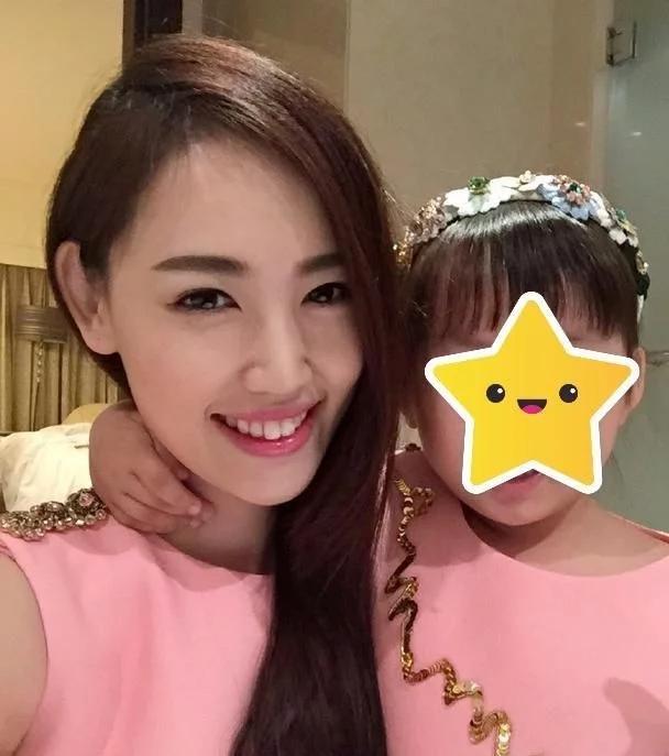 王宝强晒十岁儿子庆生照！父子合照温馨非常，马蓉隔空祝福