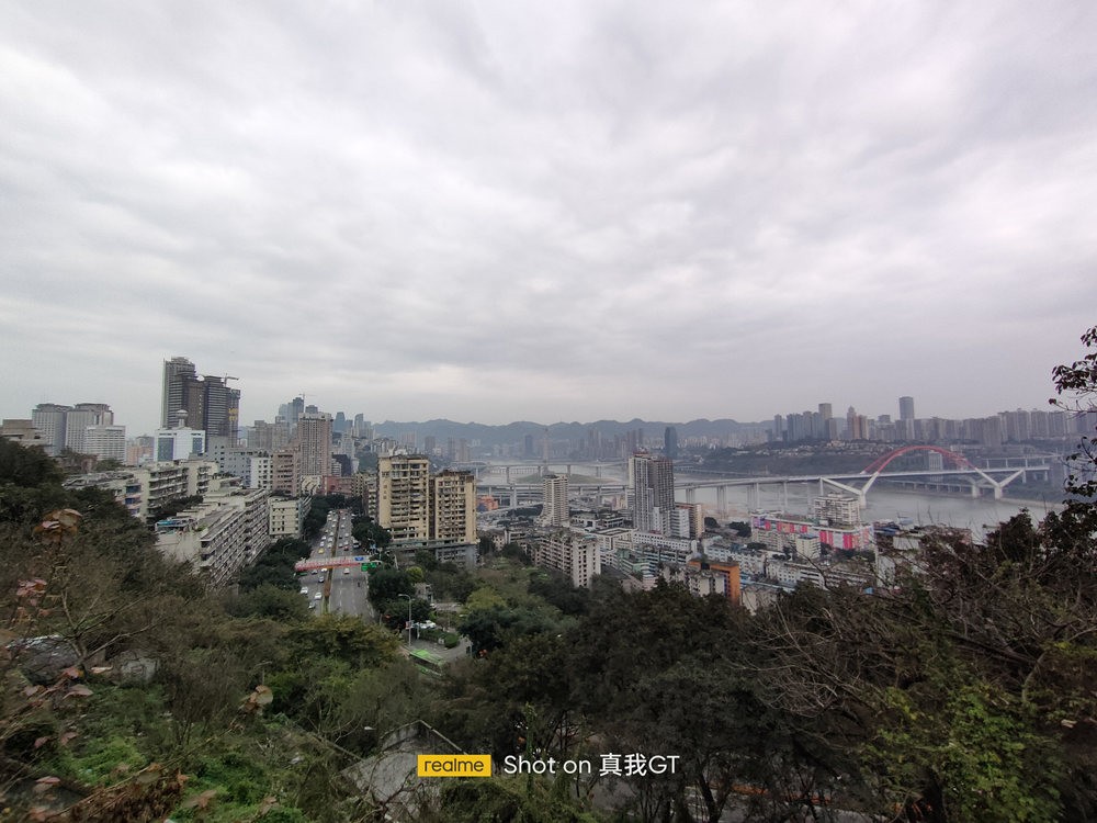 ȫ��ս�񲻸�GT֮����realme ����GT�������