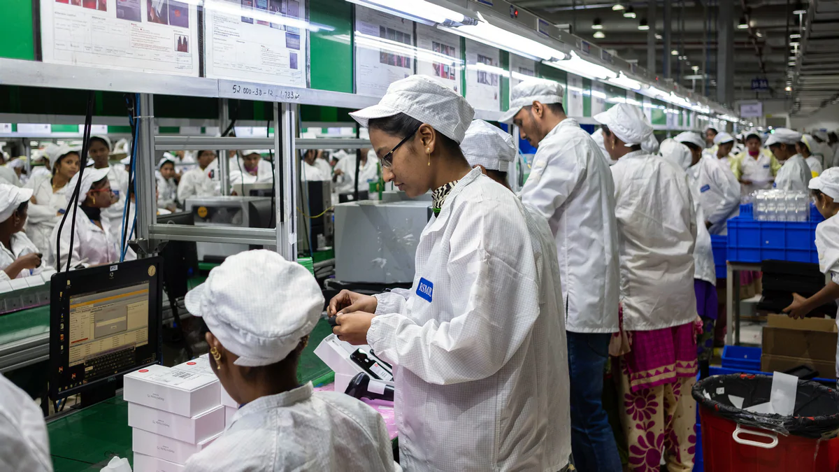 印部长：苹果8家工厂迁至印度，iPhone将不再“中国制造”