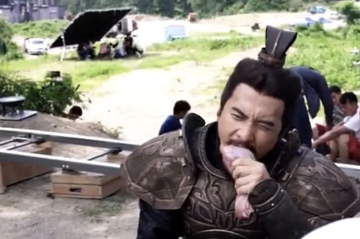 离婚多年之后，赫子铭凭借《庆余年》成功翻红