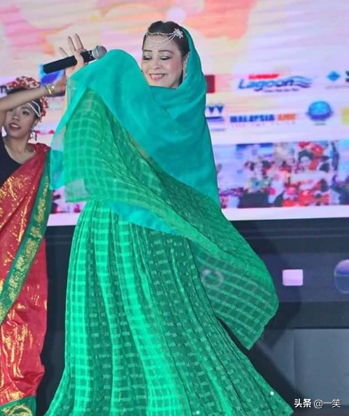 歌手李菱因新冠去世，年仅46岁，女儿悲痛发声：进去后再没出来